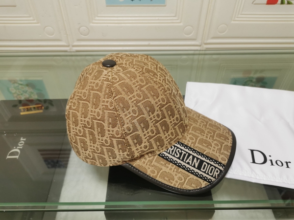 ブランド帽子正面デザイン